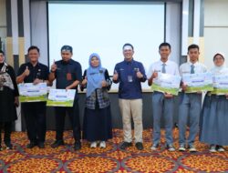 PLN UPDL Jakarta Gelar Workshop _Leadership & Writing Skills_ bagi Guru dan Siswa SMKN 26 Jakarta melalui Program TJSL Vokasi SMK