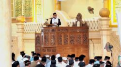 Danlanal Simeulue Bersama Forkopimda Kabupaten Simeulue Laksanakan Sholat Idul Adha 1446 H di Masjid TGK Khalilullah