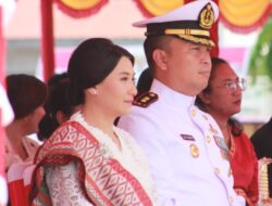 Komandan dan Prajurit Lanal Nias Ikuti Upacara Pengibaran Bendera Merah Putih Peringatan HUT Ke-80 Kemerdekaan Republik Indonesia di Jajaran Pulau Nias Tahun 2025