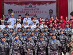 Danlanal Simeulue Hadiri Upacara Pengibaran Bendera Merah Putih dan Detik-Detik Proklamasi HUT Ke-80 Kemerdekaan RI di Kabupaten Simeulue