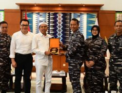 Tingkatkan Sinergitas Dengan Pemerintah Daerah, Komandan Lanal Bandung Laksanakan Courtesy Call (CC) Ke Gubernur Jawa Barat
