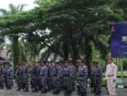 Tingkatkan Jiwa Nasionalisme, Lanal Bengkulu Laksanakan Upacara Penaikan Bendera Merah Putih